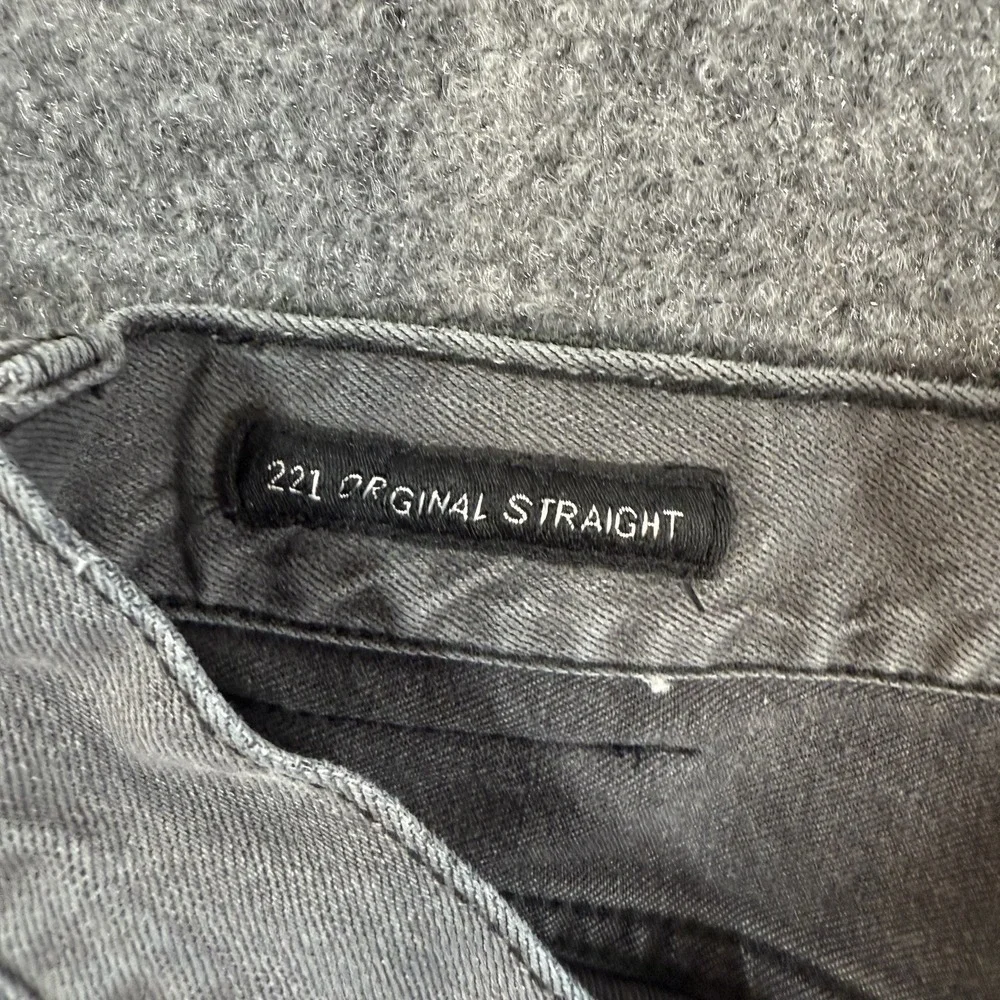 Lucky Brand Jeans Mens 30x34 (Fits 30x31) Gray 221 Original Straight Stretch‎